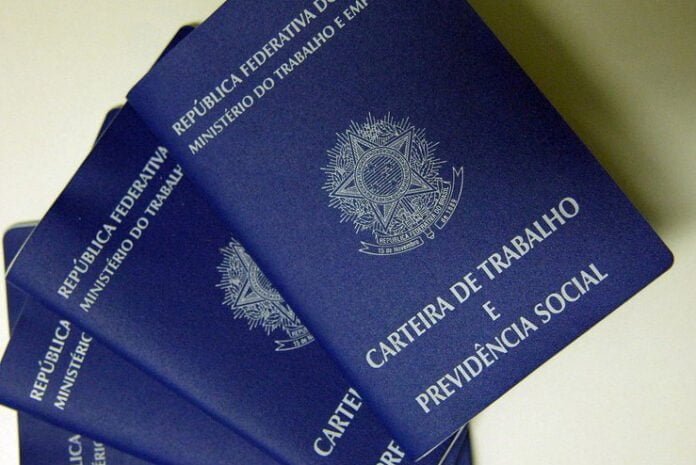 Carteira-de-trabalho.-Foto-Divulgacao-1-1.jpeg