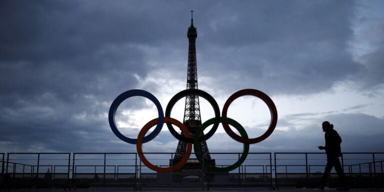 Paris se prepara para ameaça sem precedentes à segurança cibernética