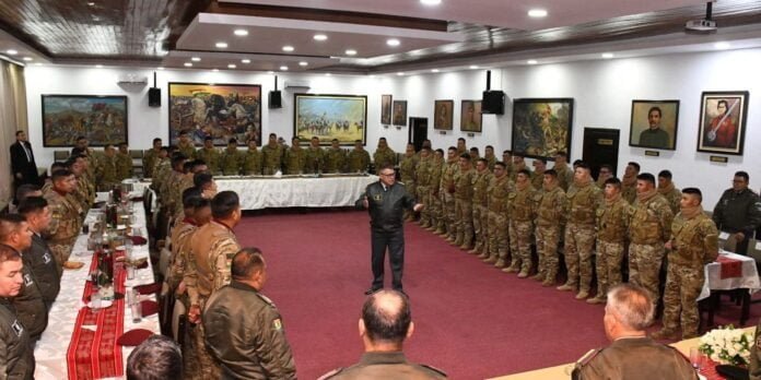 2024-06-26t233345z_1_lynxmpek5p0yd_rtroptp_4_bolivia-politics.jpg