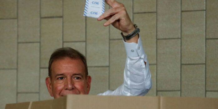 1724274205_2024-07-28t165413z_1985929387_rc2b49agaryr_rtrmadp_3_venezuela-election.jpg