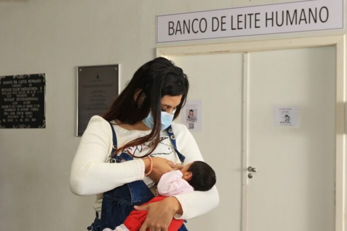 2.8.-Materia-amamentacao.-Banco-de-Leite-Foto_Sandro-Araujo-Agencia-Saude-DF-2.jpg