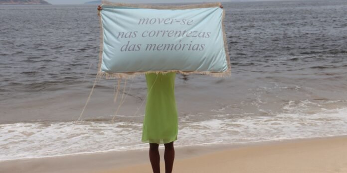 mover-se_nas_correntezas_da_memoria._artista_vika_teixeira_.jpg