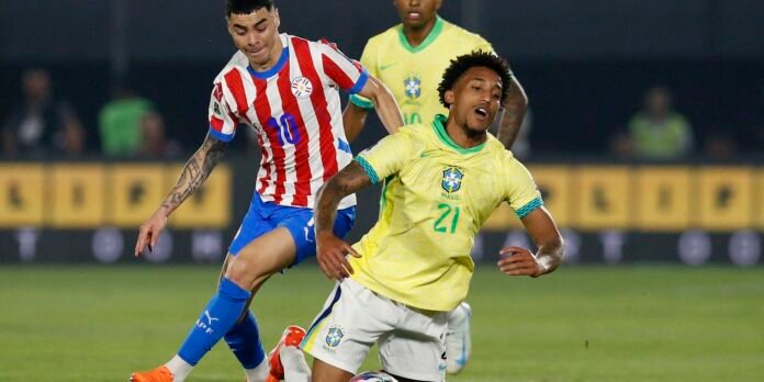 2024-09-11t023256z_1507552762_up1ek9b072ugy_rtrmadp_3_soccer-worldcup-pry-bra-report.jpg