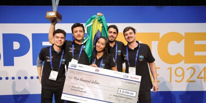 foto_petrobowl_championship_-_credito_society_of_petroleum_engineers_international.jpeg