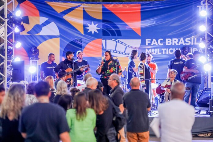 25.10.-FAC-Brasilia.jpg