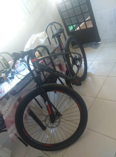 9e87579ace4ac12ada70a04cd503cdf8_M.jpg