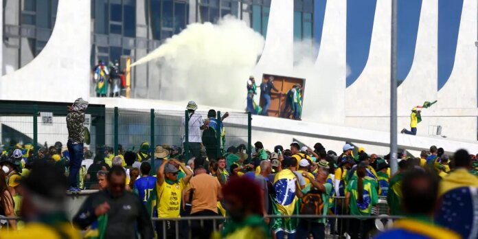1732671384_manifestacao1_mcamgo_abr_080120231818-8.jpg
