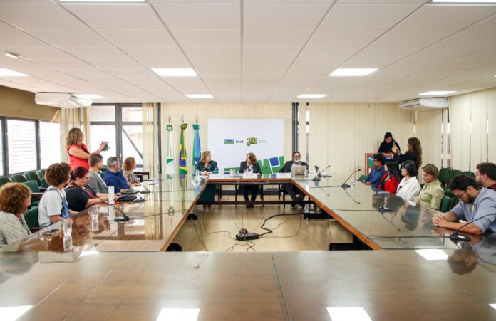 Secretaria-de-Saude-e-UnB-vao-criar-primeira-UBS-Escola-do-DF.-Foto-Ualisson-Noronha-Agencia-Saude-DF-2-1.jpg