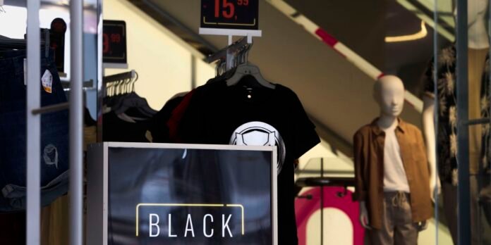 black_friday_3_0.jpg