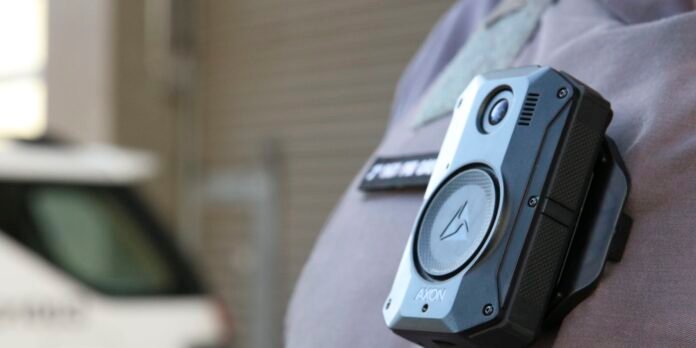 cameras_uniformes_de_policiais_militares_sao_paulo_rvrsa_abr_2804223636_0.jpg