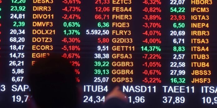 2021-10-19t201855z_568797206_rc26dq9w4tlc_rtrmadp_3_brazil-economy.jpg