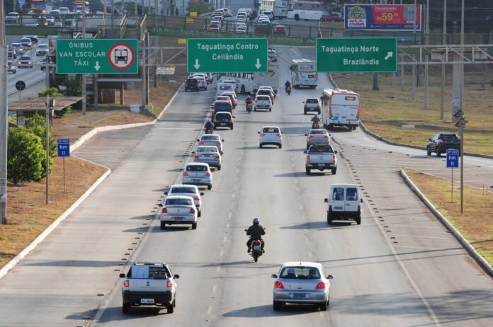 3.12.-Transporte-urbano.-Foto-Paulo-H.-Carvalho-Agencia-Brasilia.jpeg