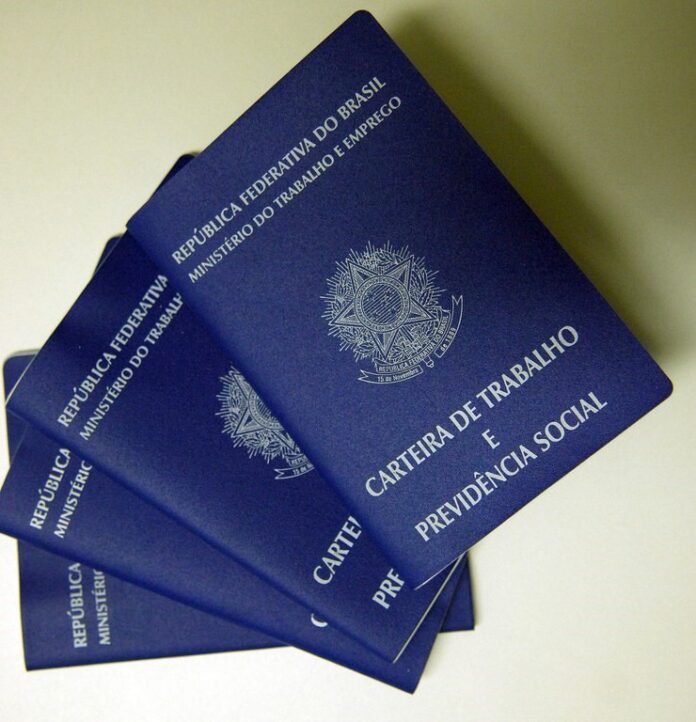 Carteira-de-trabalho.-Foto-Divulgacao-2.jpeg