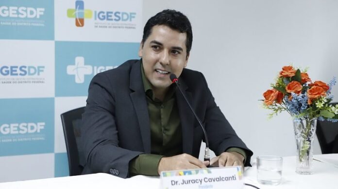 Foto-Jonathan-CantarelleAgencia-Saude-DF-e1740061579353.jpg
