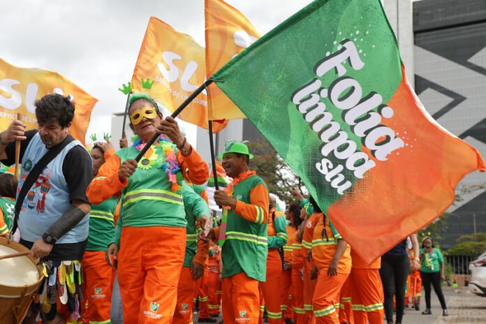 19.3.-Premio-Folia-Limpa.-Foto-Divulgacao-SLU.jpg