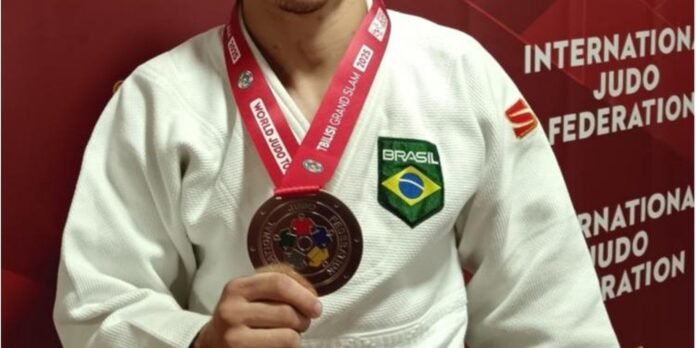 michel_augusto_judoca_prata_2025.jpg