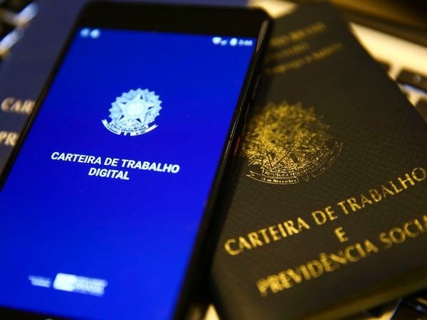 SGG-GOIAS-LIDERA-GERACAO-DE-EMPREGOS-NO-PAIS-EM-FEVEREIRO-DE-2025-CARTEIRA-DE-TRABALHO.jpeg