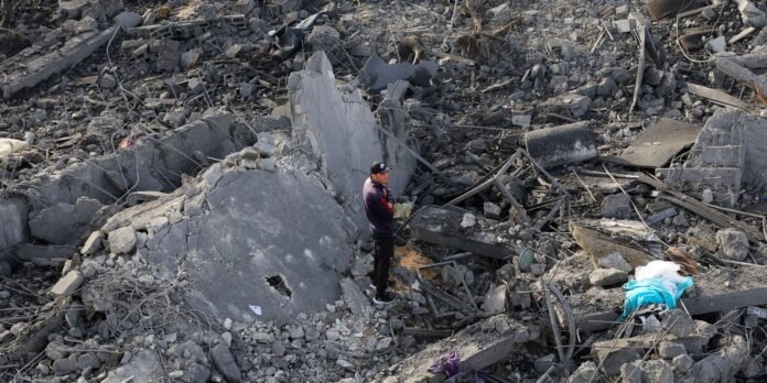 2025-05-15t121149z_1_lynxmpel4e0mz_rtroptp_4_israel-palestinians-gaza.jpg