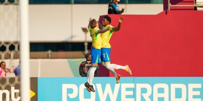 dell_e_ruan_pablo_brasil_8_x_0_honduras_mundial_sub_17_2025.jpg