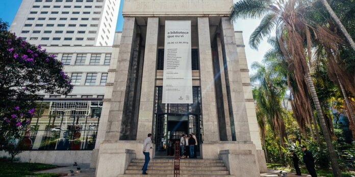 1765208175_biblioteca_mario_de_andrade.jpg