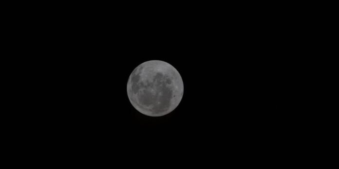 moon_nasa.jpg