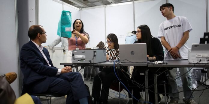 2026-06-22t165901z_67651177_rc23zlapabe7_rtrmadp_3_colombia-election.jpg