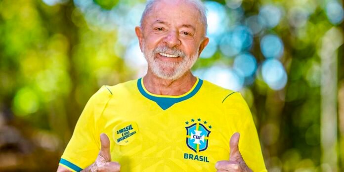 lulacamisaselecao.jpeg