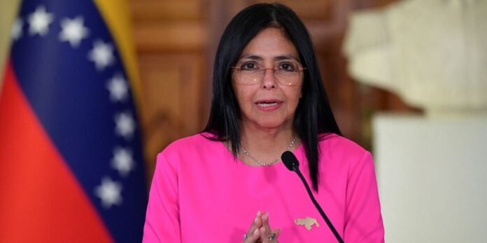 2026-01-05t181750z_1_lynxmpem0410c_rtroptp_4_venezuela-politics.jpg