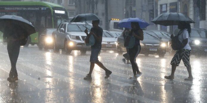 1791913335_chuva_sp_tarde_05.jpg